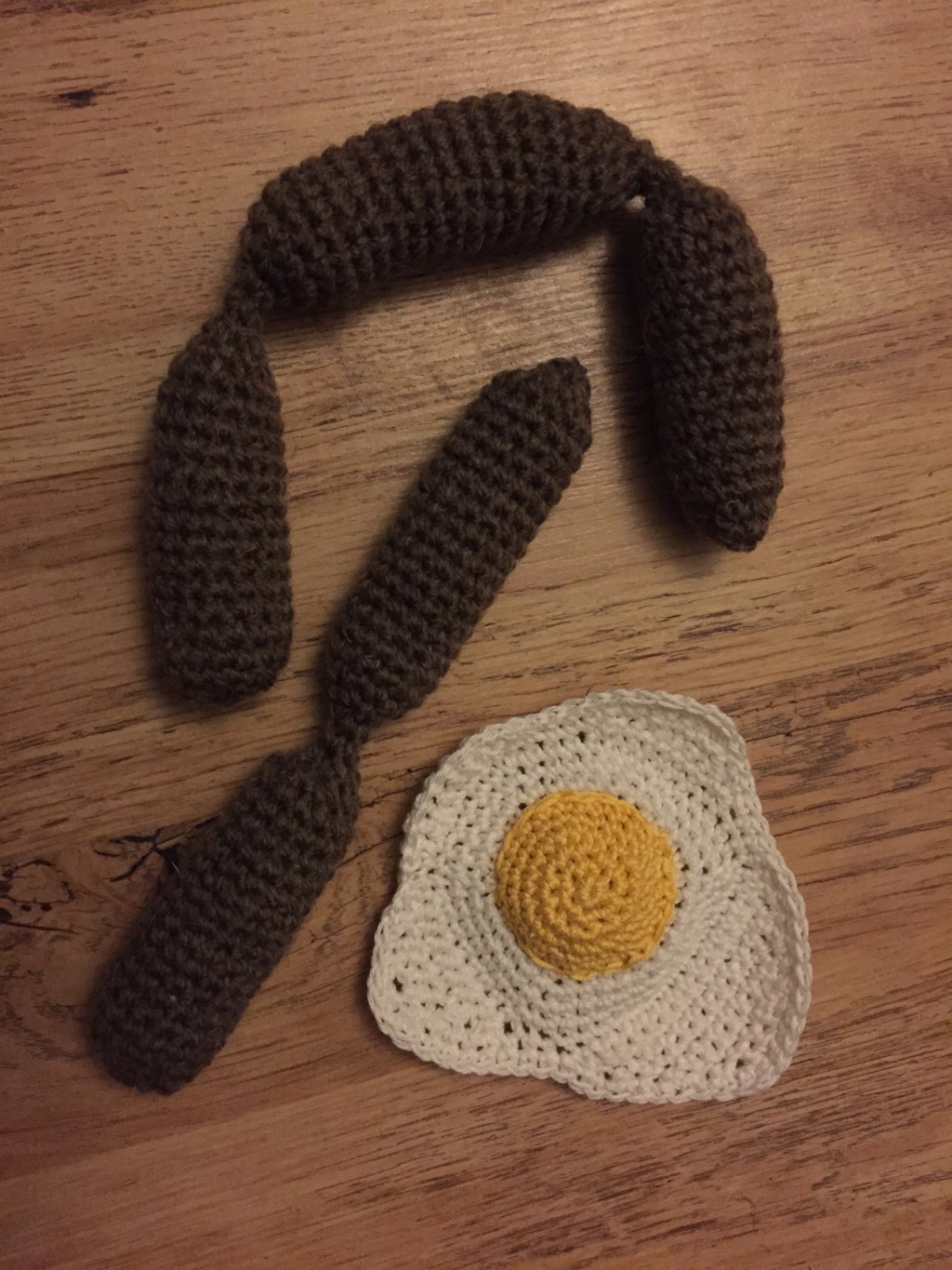 Crochet Food Series: Crochet Sausages Pattern