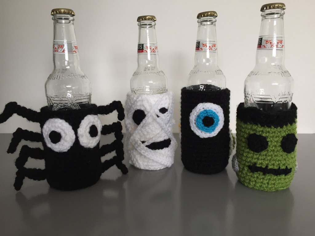 Crochet Halloween Bottle/Can Cover Pattern: Adding Some Extra Spookiness This&nbsp;Halloween