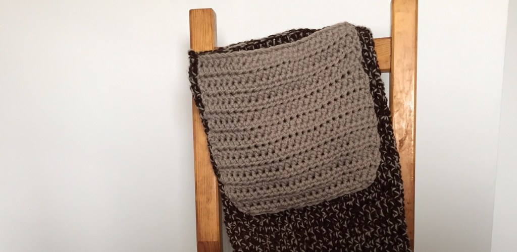 Crochet Kangaroo Tail Blanket&nbsp;Pattern