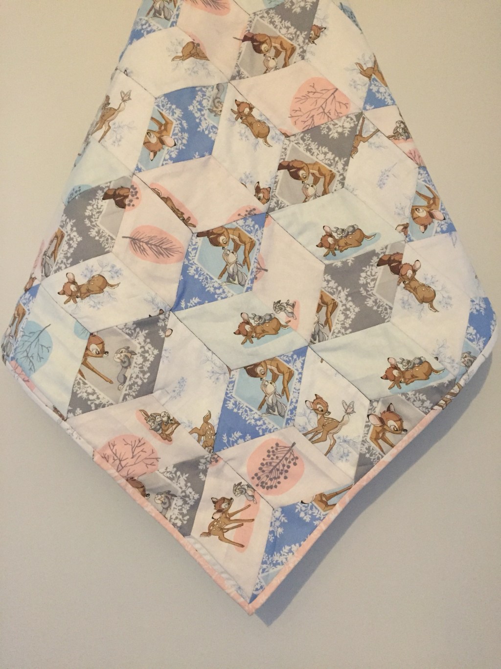 Sewing Tutorial: Mini Tumbling Blocks&nbsp;Quilt