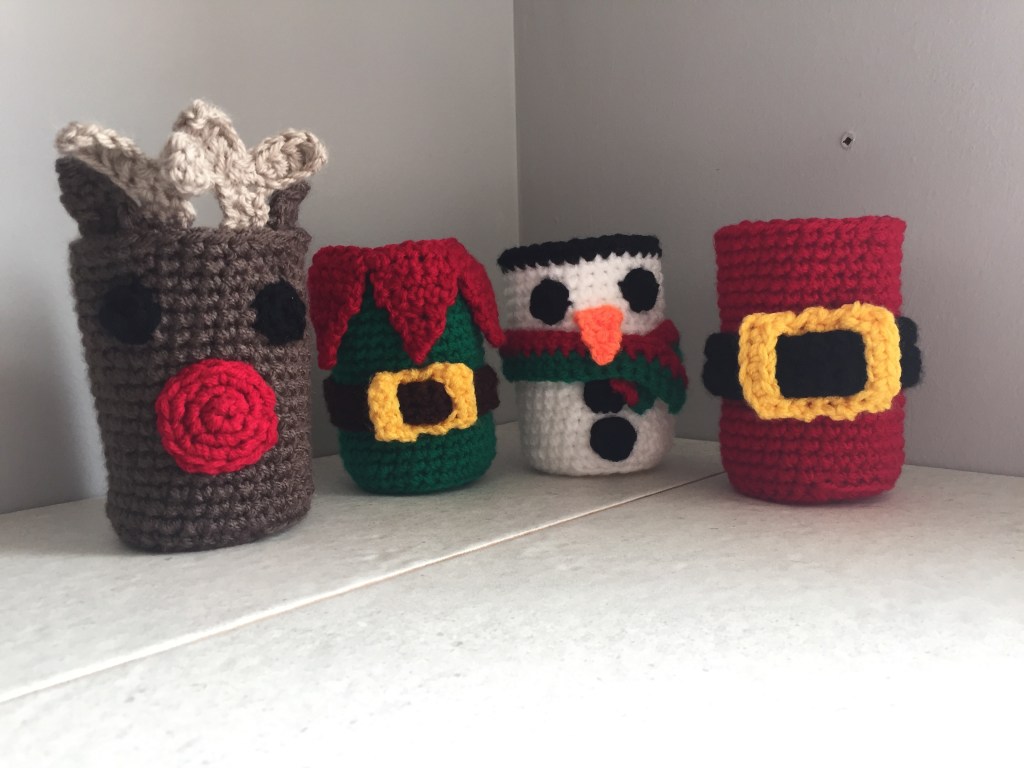 Crochet Christmas Can/Bottle Covers Pattern