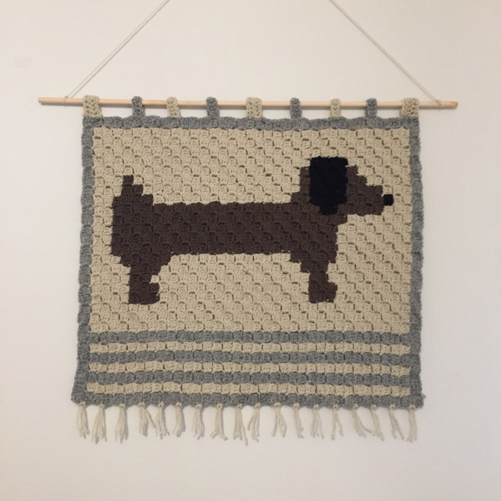 Dachshund Dog Corner To Corner Crochet Wall Hanging – Part 2:&nbsp;Large