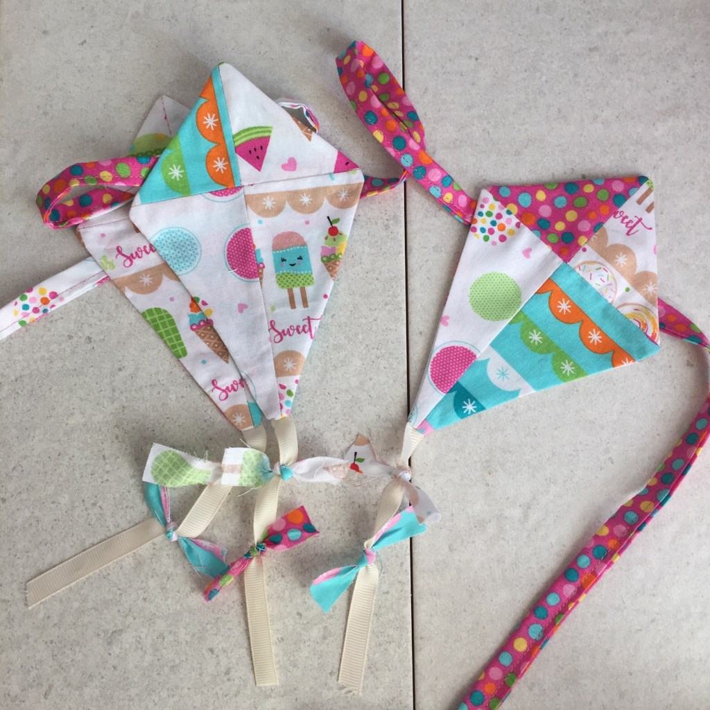 Sewing Tutorial: Summery Kite Shaped Bunting