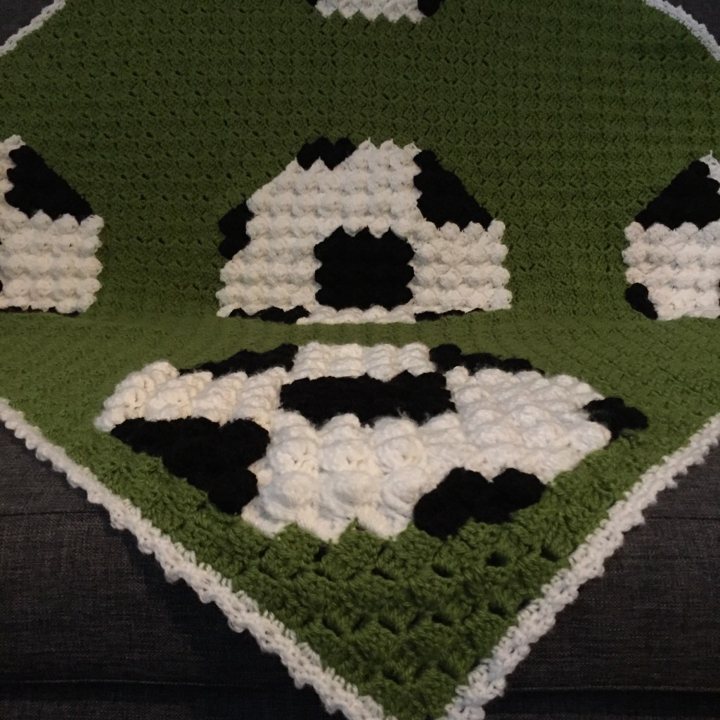 Corner To Corner Crochet Football Blanket Pattern – Time to Get&nbsp;Sporty!