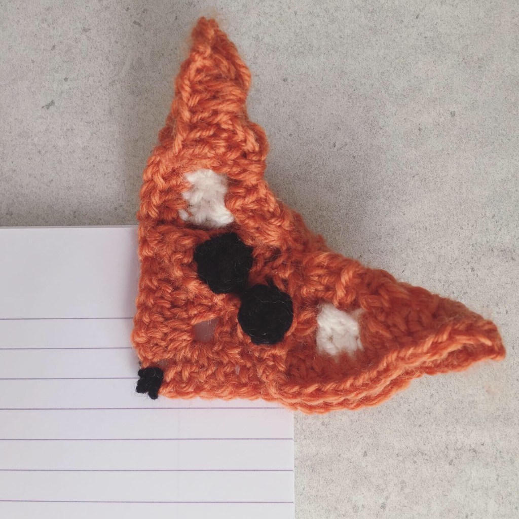 Crochet Fox Book Buddy/Bookmark Pattern