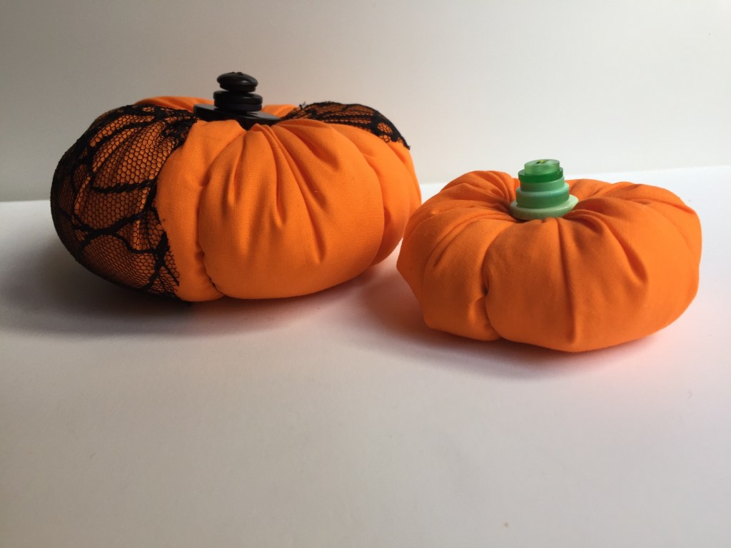 Sewing Tutorial: Fabric Halloween Pumpkins With Button And Lace&nbsp;Details