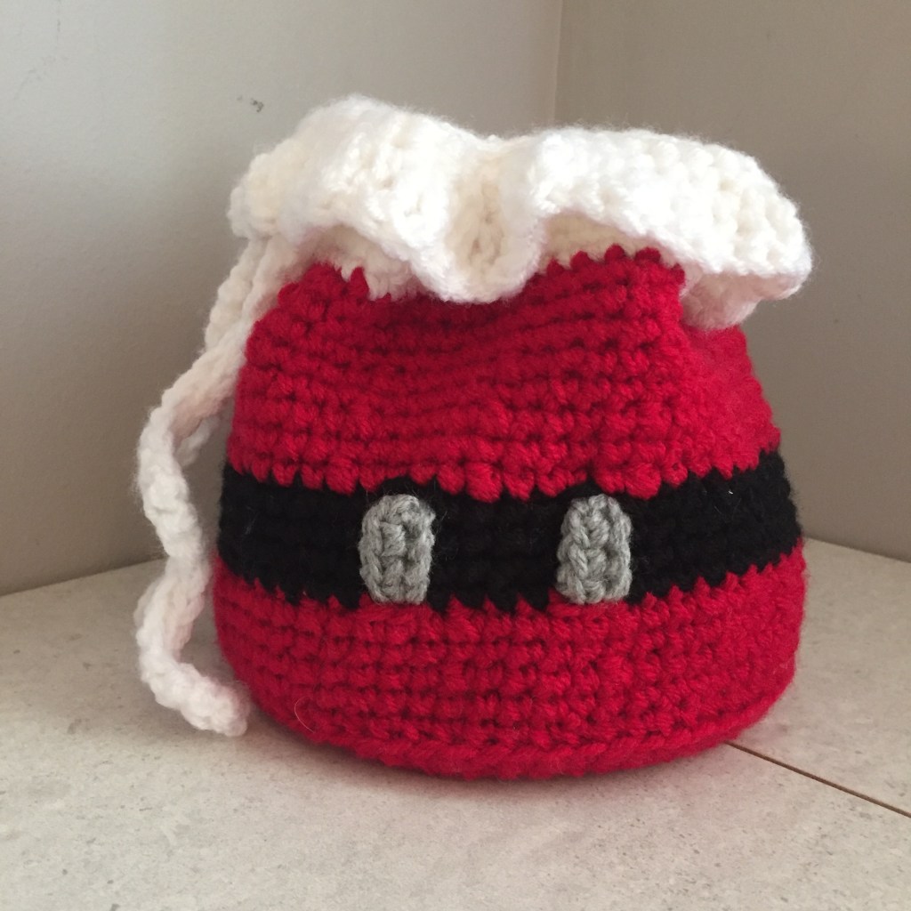 Crochet Christmas Ideas: Drawstring bag Pattern –&nbsp;Santa