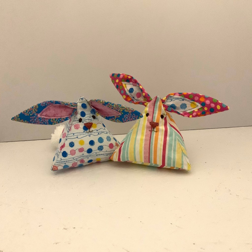Sewing Tutorial: Cute Mini Patchwork Triangle Easter Rabbits Bean Bags