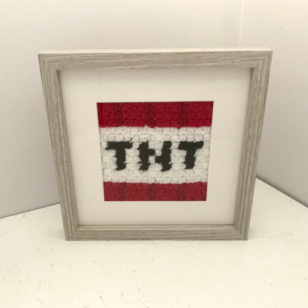 Corner To Corner Crochet Room Decoration/Gift Idea: Framed Minecraft Character&nbsp;Block