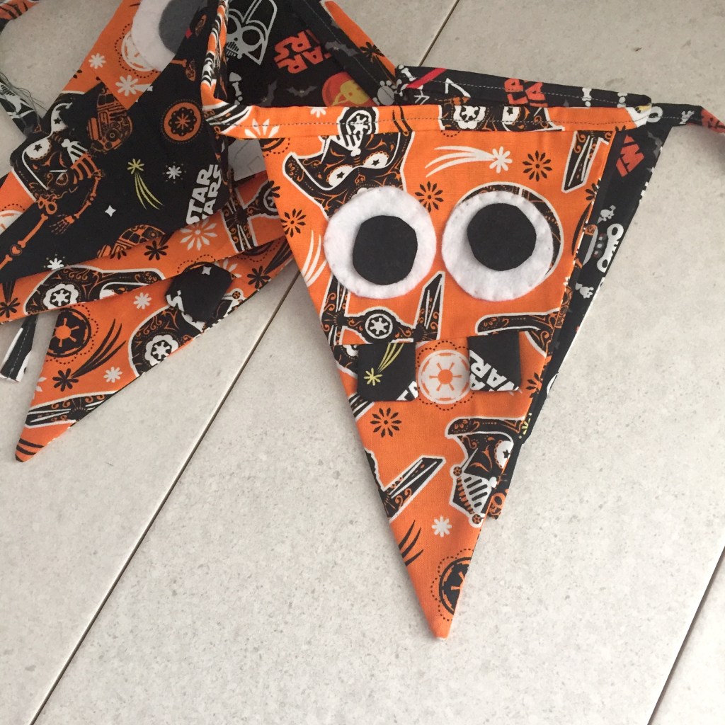 Sewing Tutorial: Halloween Monster&nbsp;Bunting