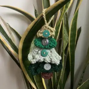 Folded Granny Square Crochet And Button Tree Christmas Decoration – Part&nbsp;2