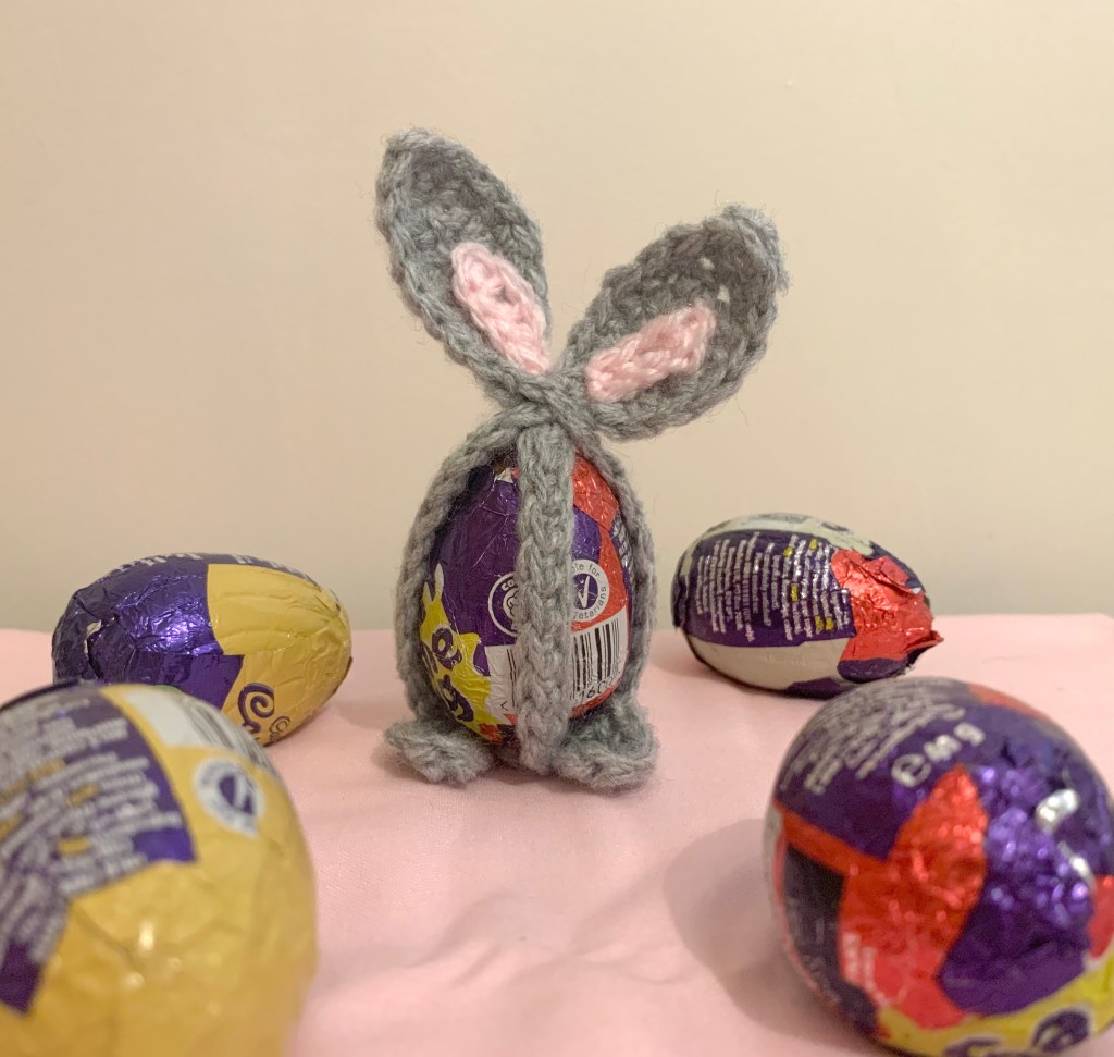 Crochet Easter Rabbit Creme Egg Cover/Holder Pattern – Part&nbsp;1